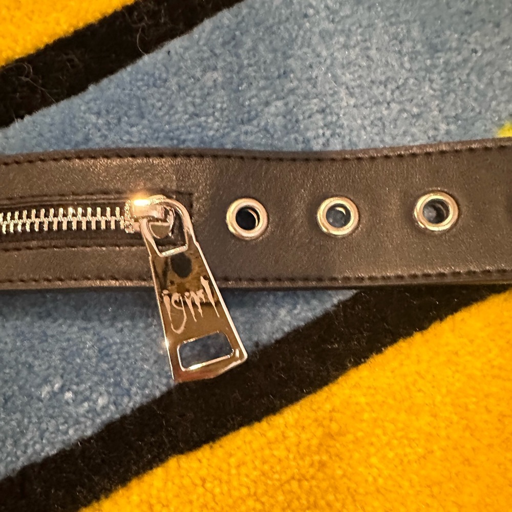 iGirl Zip Belt Size Small - Picture 6 of 8
